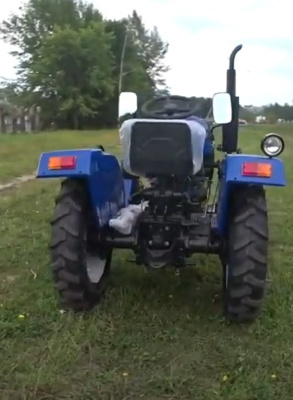 Купить Минитрактор Русич Т-220 (24 л.с., электростартер) в  Екатеринбурге