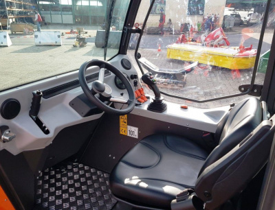 Купить Погрузчик Cast Loader 28T (25 л.с.) в  Екатеринбурге