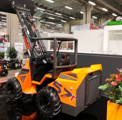 Купить Погрузчик Cast Loader MAXO 57T (57 л.с.) в  Екатеринбурге